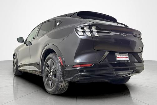 2021 Ford Mustang Mach-E California Route 1