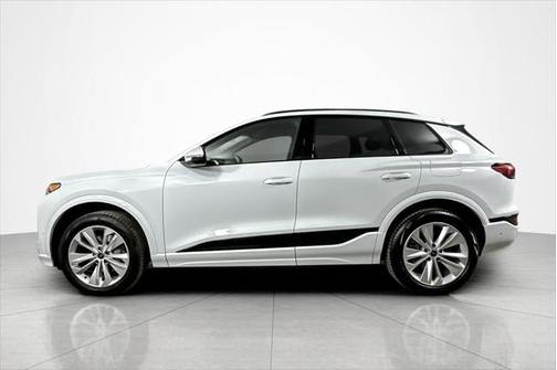 2025 Audi Q6 e-tron Premium