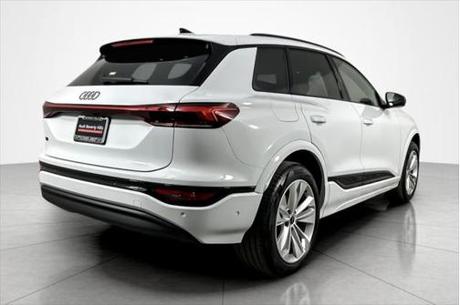2025 Audi Q6 e-tron Premium