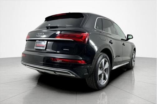 2022 Audi Q5 40 Premium Plus