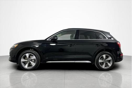 2022 Audi Q5 40 Premium Plus