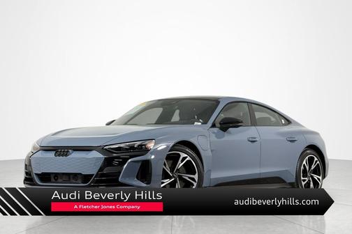 Kemora Gray Metallic 2024 Audi e-tron GT Premium Plus quattro