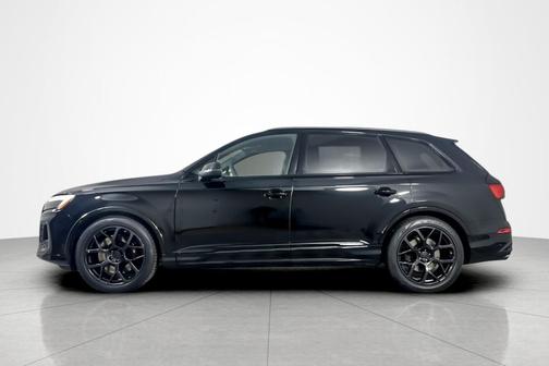 2026 Audi SQ7 4.0T Premium Plus