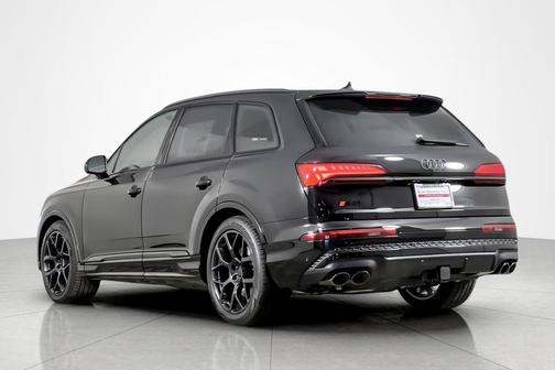 2026 Audi SQ7 4.0T Premium Plus