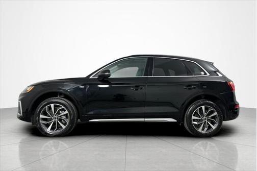 2022 Audi Q5 45 S line Premium