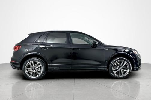2025 Audi Q3 S line Premium 45 TFSI quattro