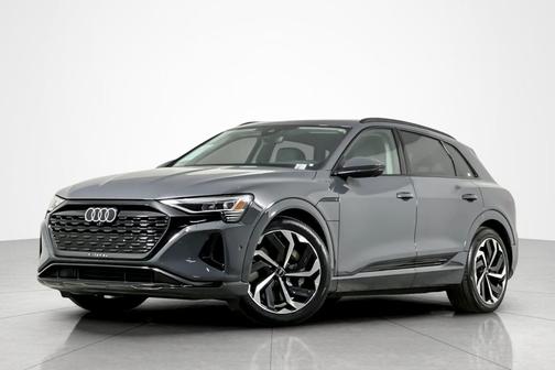 2024 Audi Q8 e-tron Premium Plus