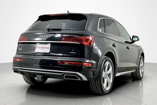 2023 Audi Q5 45 S line Premium Plus