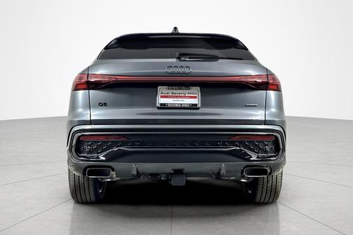Daytona Gray Metallic 2026 Audi Q5 Sportback Premium Plus TFSI quattro S tronic