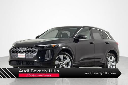 Mythos Black Metallic 2025 Audi Q5 Premium Plus TFSI quattro S tronic