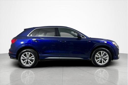 2022 Audi Q3 45 S line Premium Plus