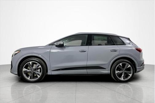 2025 Audi Q4 e-tron Premium Plus 55 quattro