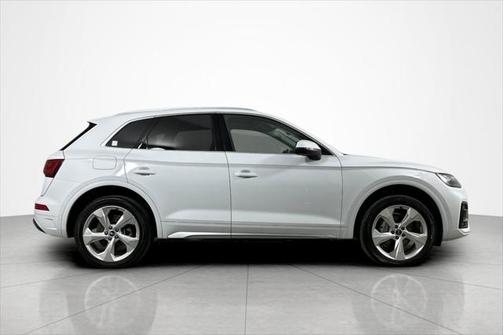 2021 Audi Q5 45 Premium Plus