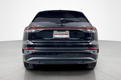 2024 Audi Q4 e-tron Premium Plus 55 quattro