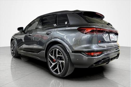 2025 Audi SQ6 e-tron Premium Plus quattro