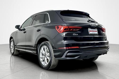 2023 Audi Q3 Premium 45 TFSI S line quattro Tiptronic