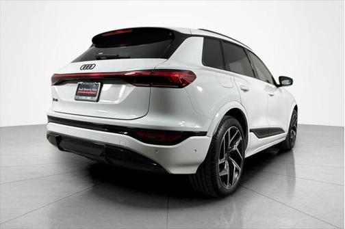 2025 Audi SQ6 e-tron Premium Plus quattro
