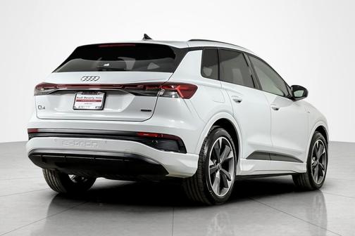 2024 Audi Q4 e-tron Premium 55 quattro
