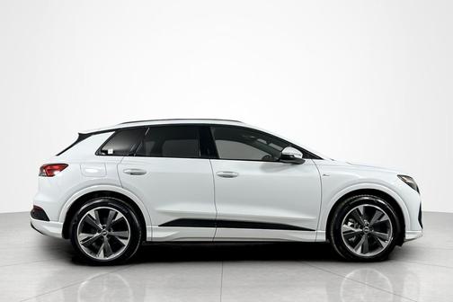 2024 Audi Q4 e-tron Premium 55 quattro