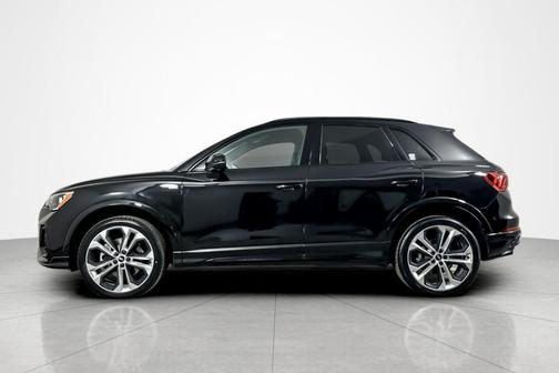 2021 Audi Q3 45 S line Premium