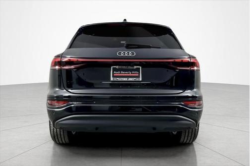2025 Audi Q6 e-tron Premium Plus
