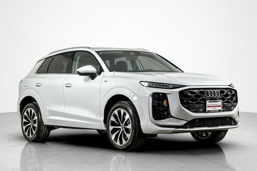 2026 Audi Q3 S line