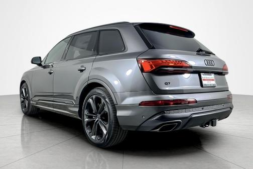 2026 Audi Q7 55 Premium Plus