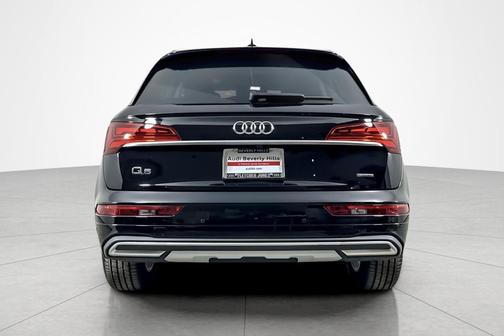 2023 Audi Q5 40 Premium