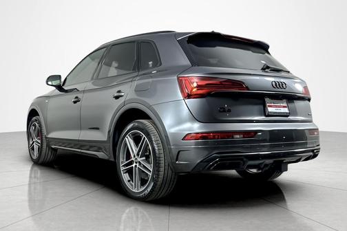 2024 Audi Q5 55 S line Premium Plus