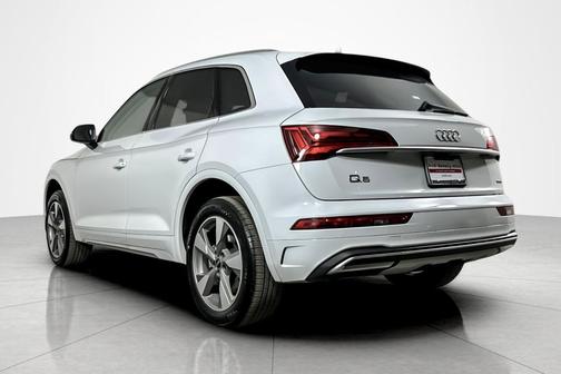 2023 Audi Q5 40 Premium
