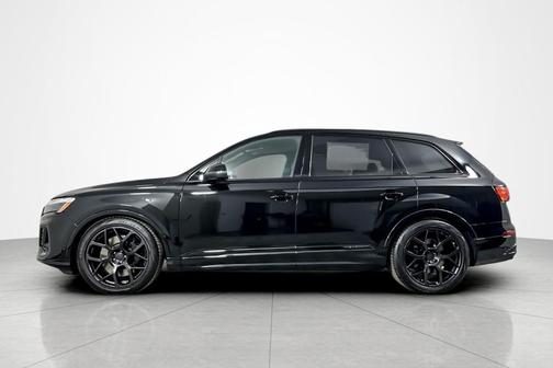 2026 Audi SQ7 4.0T Premium Plus