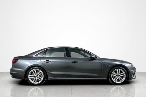2023 Audi A4 45 S line Premium Plus