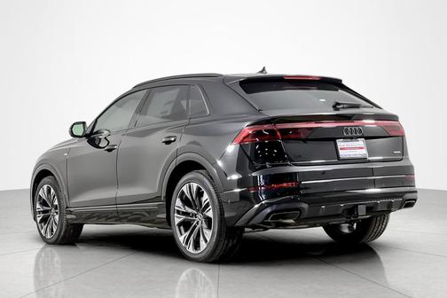 2026 Audi Q8 55 Premium Plus