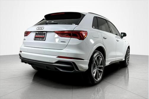 2024 Audi Q3 45 S line Premium Plus