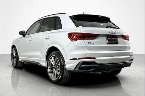 2024 Audi Q3 45 S line Premium Plus