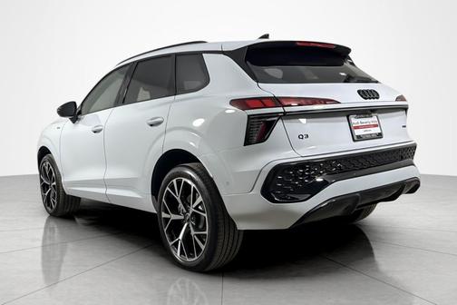 2026 Audi Q3 S line
