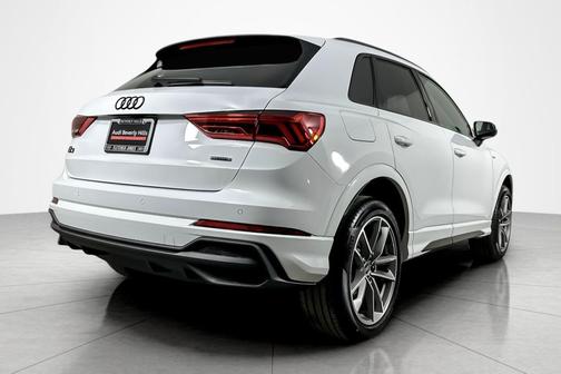 2025 Audi Q3 45 S line Premium Plus