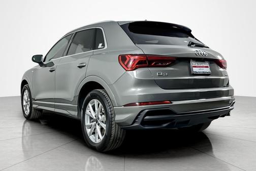 2024 Audi Q3 Premium 45 TFSI S line quattro Tiptronic