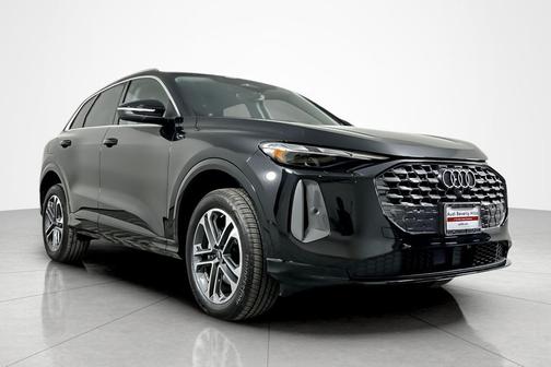 2025 Audi Q5 Premium