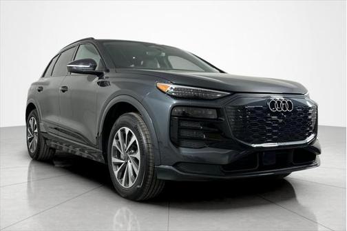 2025 Audi Q6 e-tron Premium Plus quattro