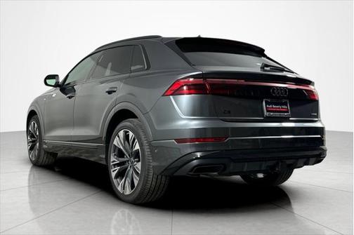 2025 Audi Q8 55 Premium Plus