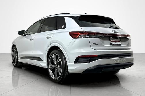 2024 Audi Q4 e-tron Premium 55 quattro