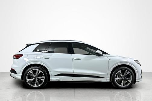 2024 Audi Q4 e-tron Premium 55 quattro