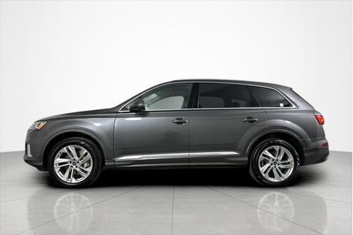 2022 Audi Q7 55 Premium Plus
