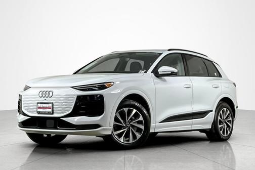 2025 Audi Q6 e-tron Premium quattro