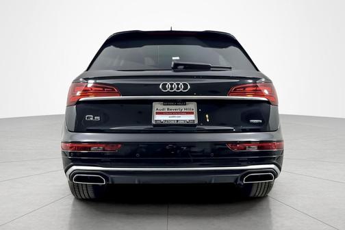 2023 Audi Q5 45 S line Premium