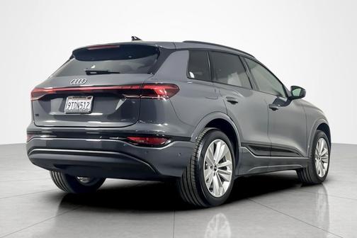 2025 Audi Q6 e-tron Premium