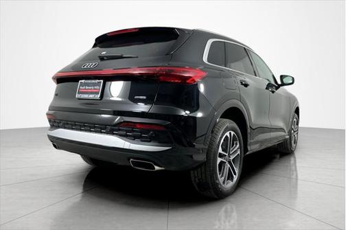 2025 Audi Q5 Premium Plus