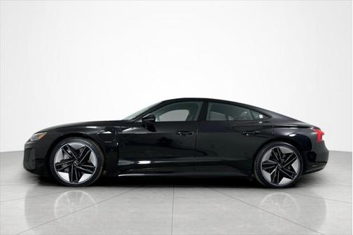 2024 Audi RS e-tron GT quattro