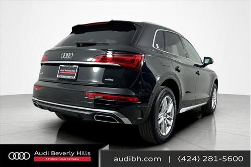 2022 Audi Q5 45 S line Premium